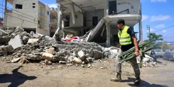 Israeli Strikes in Southern Lebanon Kill 10 Including Senior Army Officers