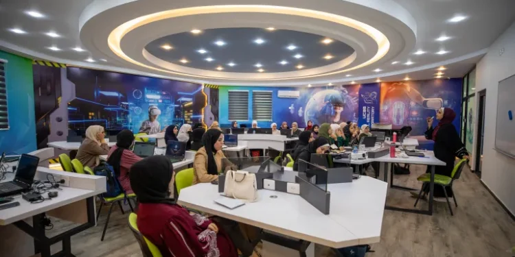 Gaza Tech Incubator Struggles to Survive Amid War and Destruction
