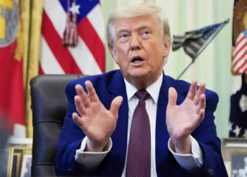 Trump Criticizes Republicans Backing Resolution to Limit Iran War Powers