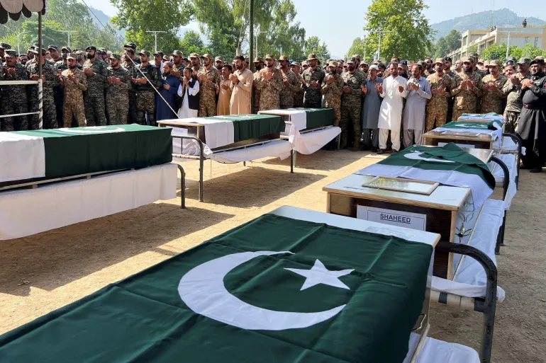 At Least 22 Pakistani Military Personnel Killed in Kashmir Helicopter Crash