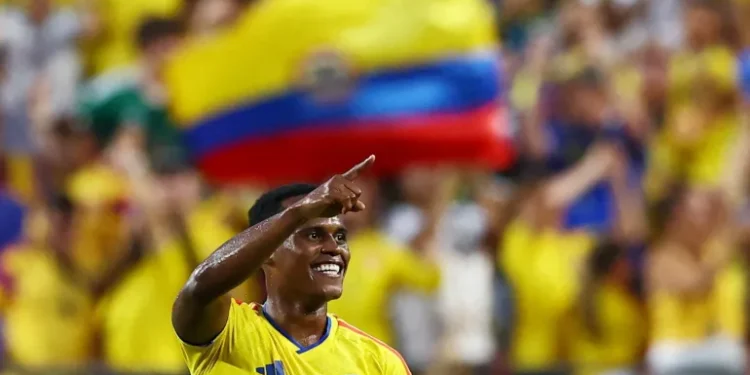 Colombia edge Ghana to reach World Cup last 16
